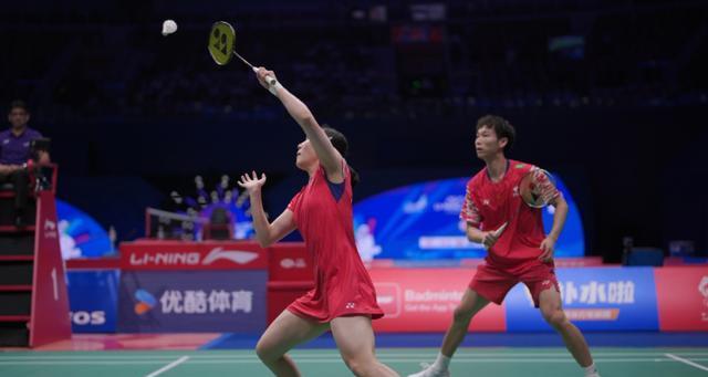 混双抓住机 混双抓住机