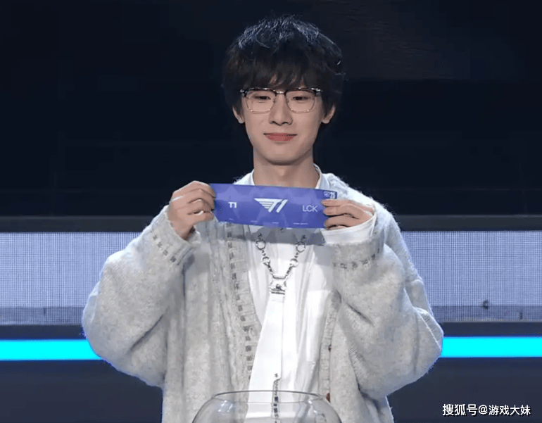 的瑞士轮成, 走向